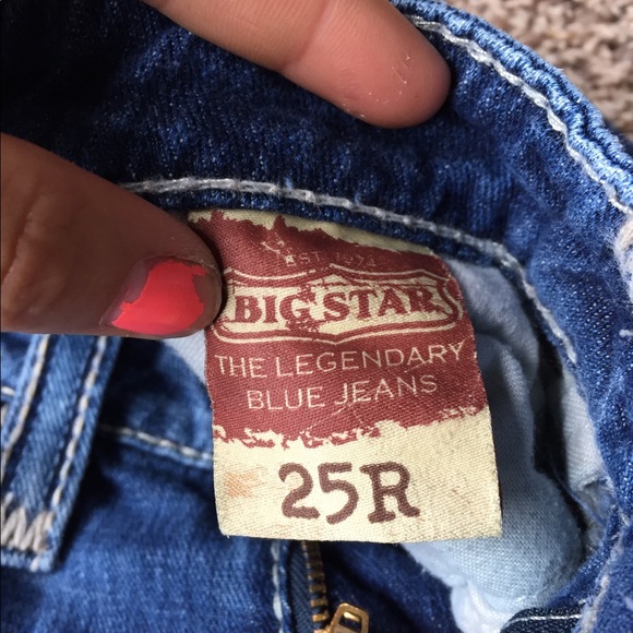 Sold on M - Picture 3 of 3